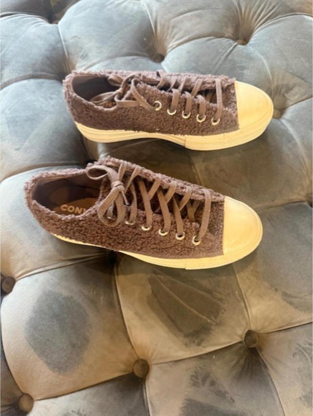 Converse Chuck Taylor All S Sherpa Platform Ox 572201C Sz 7